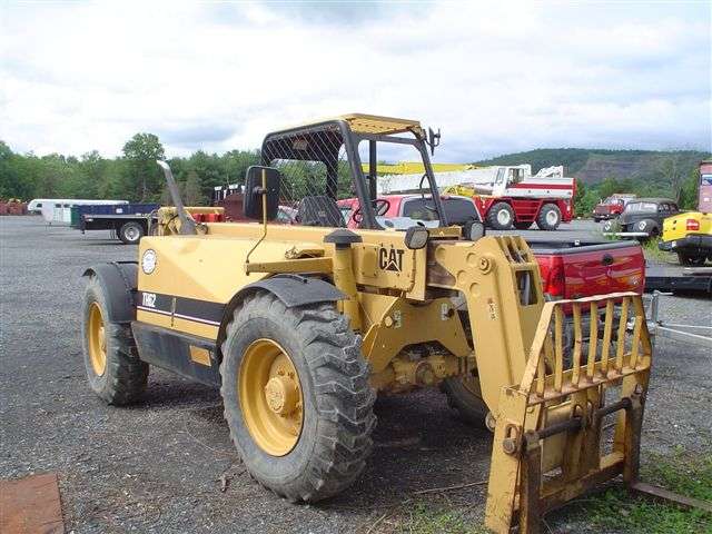 Montacargas Caterpillar TH62  de segunda mano a la venta Ref.: 1149546385916912 No. 2