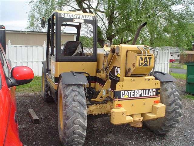 Montacargas Caterpillar TH62  de segunda mano a la venta Ref.: 1149546385916912 No. 4