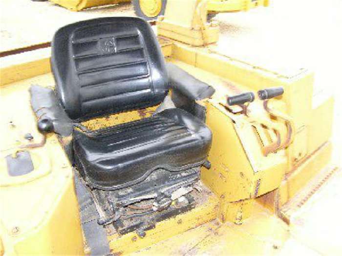 Tractores Sobre Orugas Caterpillar D6H  en venta Ref.: 1155588651278418 No. 4