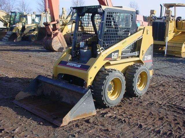 Minicargadores Caterpillar 216B  seminueva en perfecto estado Ref.: 1200699438146168 No. 3