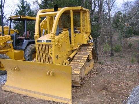 Dozers/tracks Caterpillar D4H