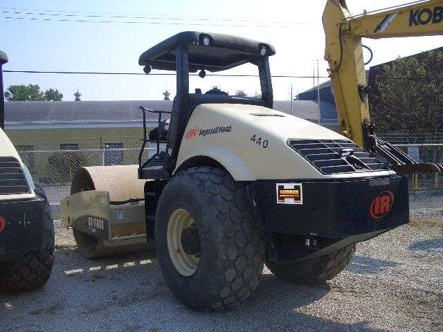 Compactadora Vibratoria Ingersoll-rand SD116