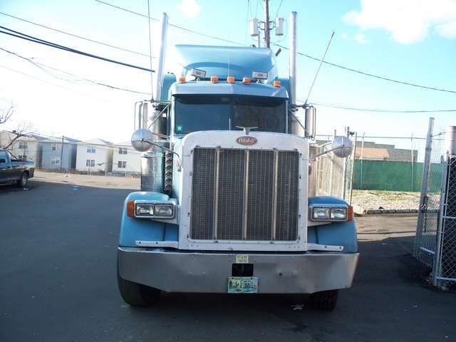 Tractocamion Peterbilt 2000