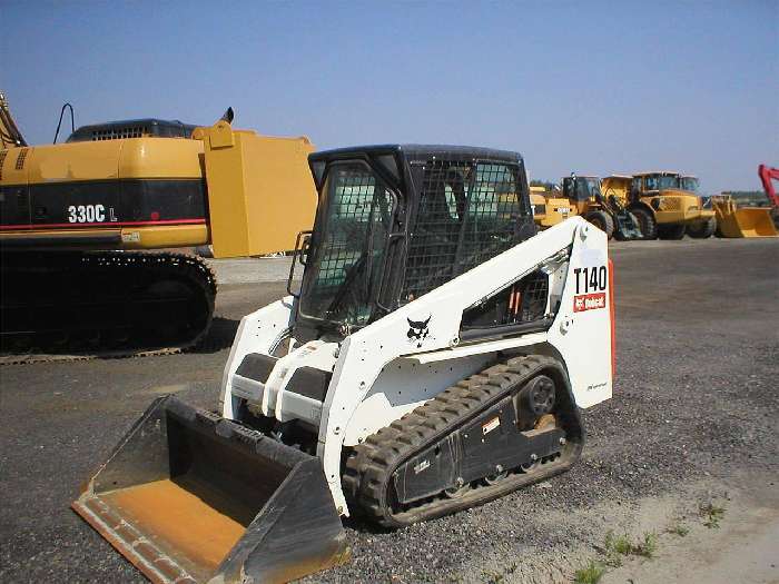 Minicargadores Bobcat T140  en optimas condiciones Ref.: 1274977462718665 No. 2