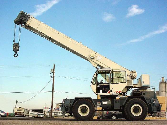 Cranes Terex RT600