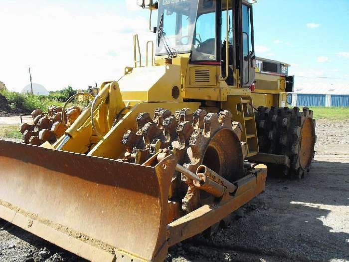 Compactadoras Suelos Y Rellenos Caterpillar 815F