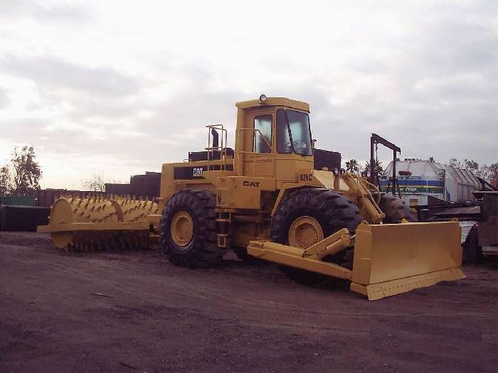 Compactadoras Suelos Y Rellenos Caterpillar 824C