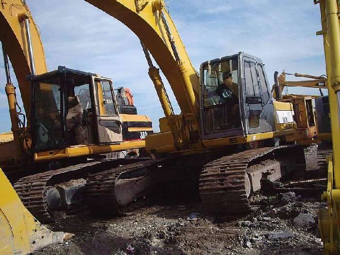 Excavadoras Hidraulicas Kobelco SK220LC  de segunda mano en venta Ref.: 1284230594762828 No. 2