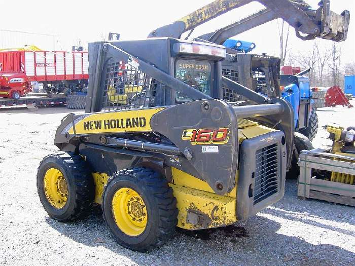 Minicargadores New Holland L160  seminueva en perfecto estado Ref.: 1285381548690186 No. 2