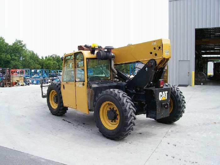 Telehandler Caterpillar TL642