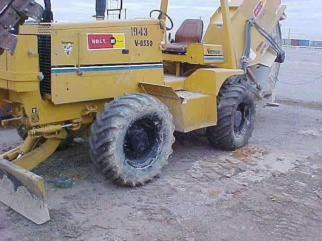 Trencher Vermeer V8550