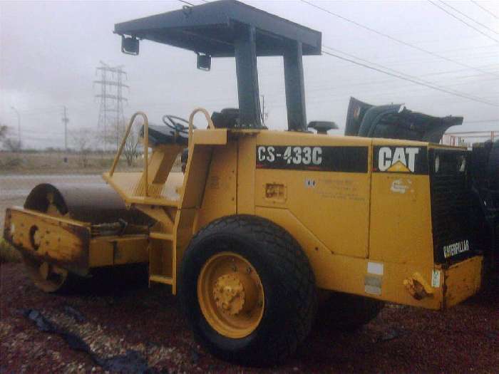 Compactadora Vibratoria Caterpillar CS-433C