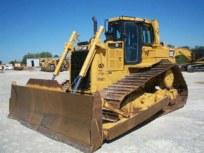 Dozers/tracks Caterpillar D6T