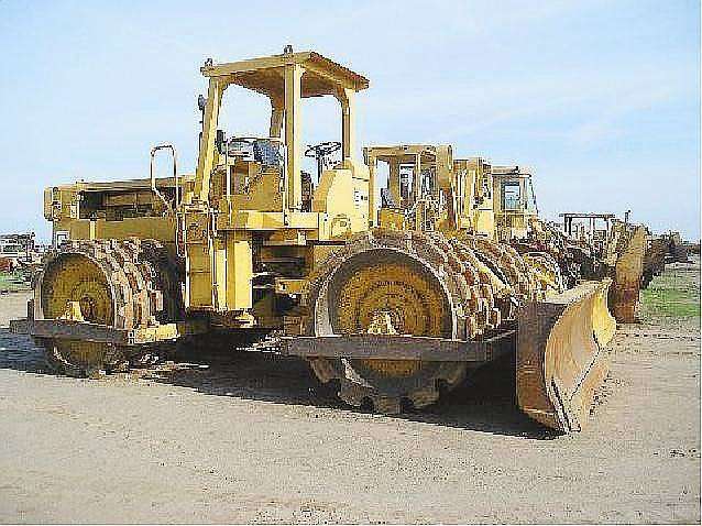 Compactadoras Suelos Y Rellenos Caterpillar 825B