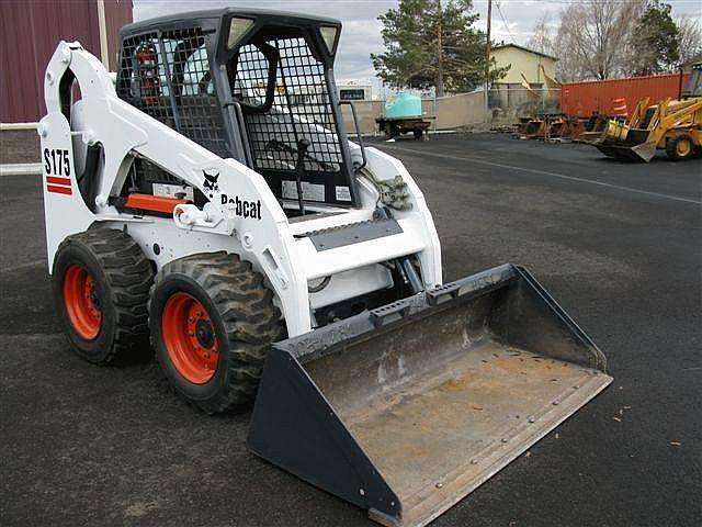 Minicargadores Bobcat S175  de medio uso en venta Ref.: 1296339531452866 No. 3