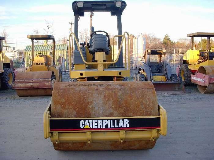 Compactadoras Suelos Y Rellenos Caterpillar CS-433E