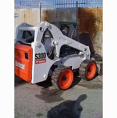 Minicargadores Bobcat S300  de segunda mano a la venta Ref.: 1298829863072514 No. 2