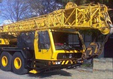 Cranes Grove GMK4100