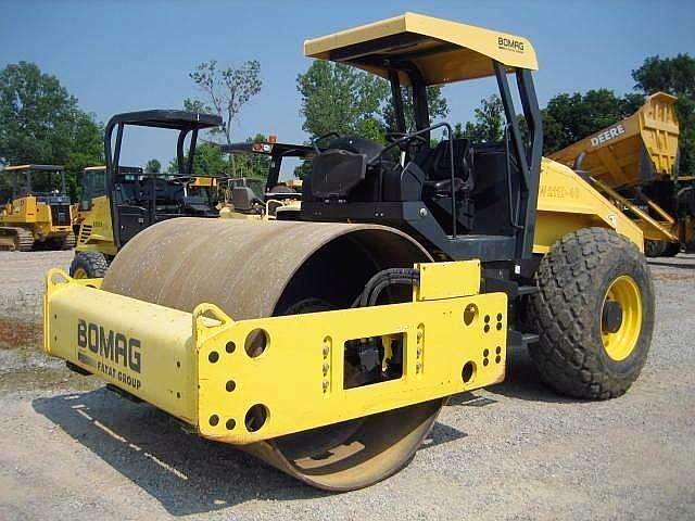 Compactadora Vibratoria Bomag BW210PD-6  usada Ref.: 1311441185080410 No. 3