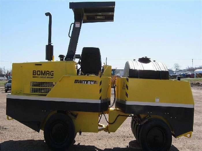 Compactadora Con Llantas Bomag BW11RH  importada en buenas condic Ref.: 1311625110795166 No. 2