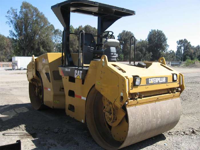 Compactadora Vibratoria Caterpillar CB-534D  en optimas condicion Ref.: 1313166617429524 No. 3