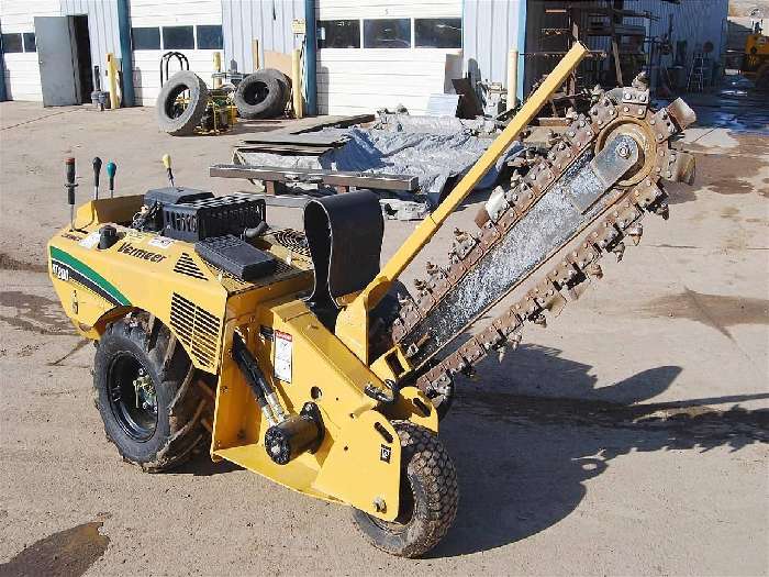 Trencher Vermeer RT200