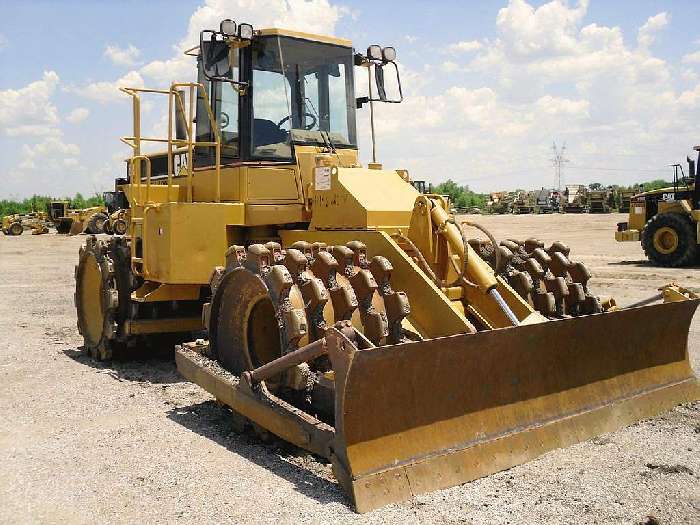 Compactadoras Suelos Y Rellenos Caterpillar 815F