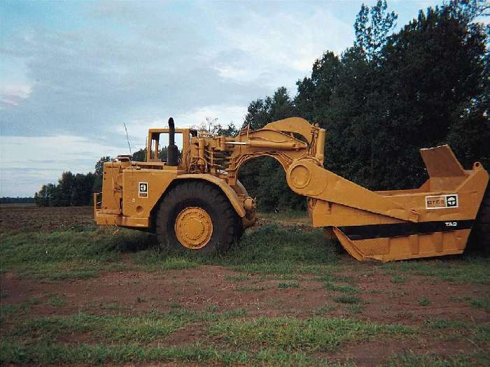 Screpers Caterpillar 631 D