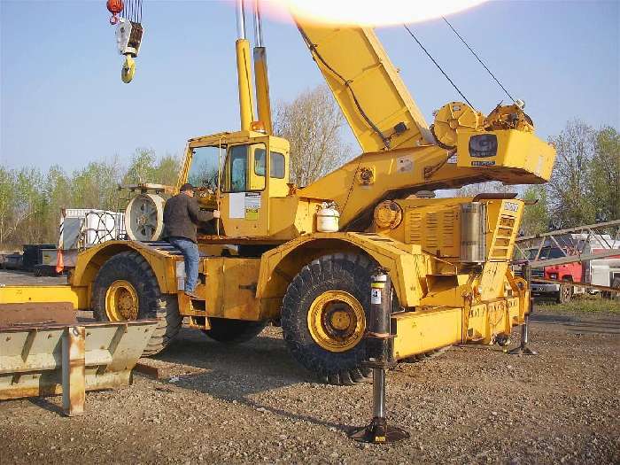 Gruas Grove RT75S