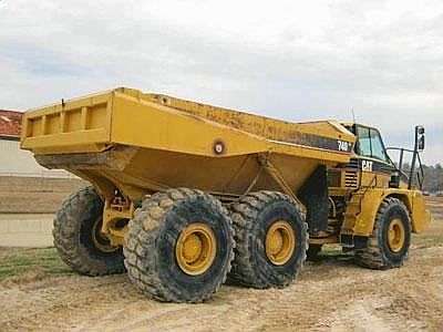 Off Road Truck Caterpillar 740