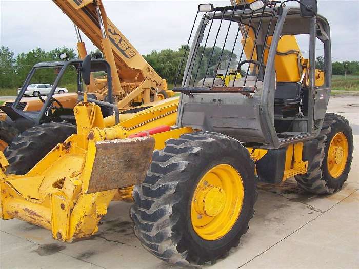 Montacargas Jcb 532  de medio uso en venta Ref.: 1317945672571957 No. 3