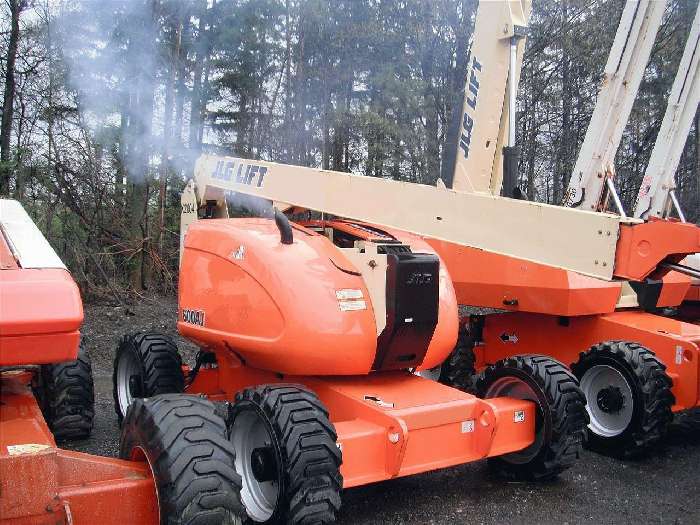 Lift Jlg 600AJ