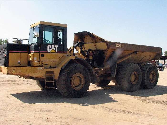 Camiones De Carga Caterpillar D350E