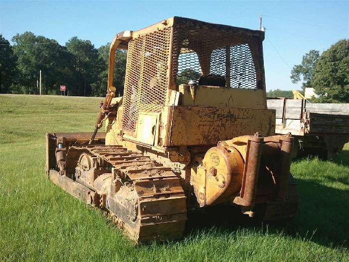 Tractores Sobre Orugas Caterpillar D6D