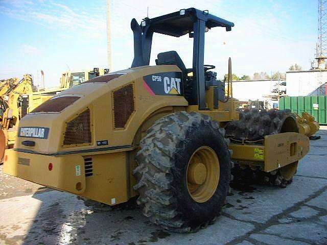 Compactadoras Suelos Y Rellenos Caterpillar CP56  en optimas cond Ref.: 1320351834097994 No. 2