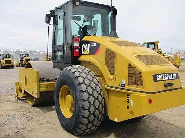 Compactadoras Suelos Y Rellenos Caterpillar CS64  en optimas cond Ref.: 1320439231092969 No. 4