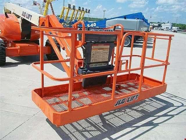 Plataformas Elevadoras Jlg 600AJ  de bajo costo Ref.: 1321058650587297 No. 4