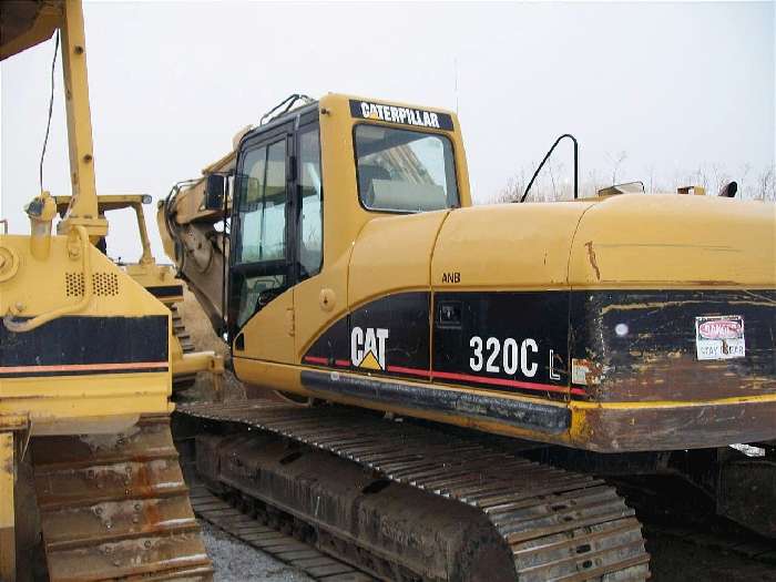 Hydraulic Excavator Caterpillar 320CL