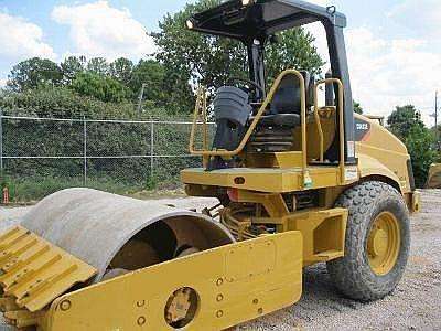 Compactadora Vibratoria Caterpillar CS-423E  usada Ref.: 1324574183441702 No. 4