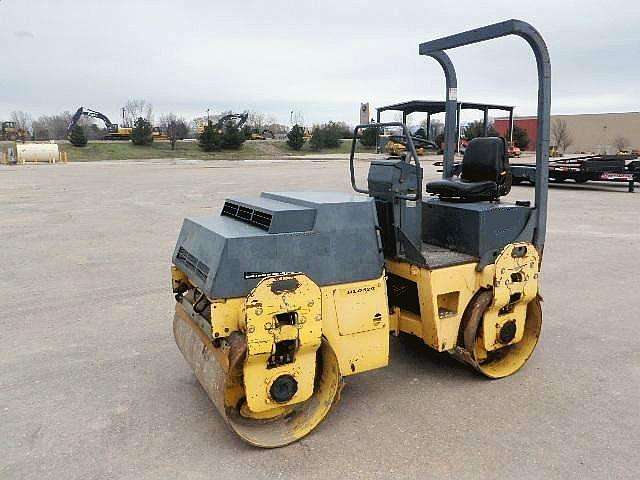 Compactadora Vibratoria Bomag BW120  en optimas condiciones Ref.: 1325031358354853 No. 4