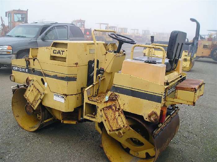 Compactadora Vibratoria Caterpillar CB-214B  importada a bajo cos Ref.: 1325100421970389 No. 2