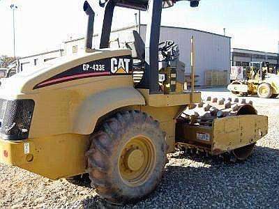 Vibratory Compactors Caterpillar CS-433E