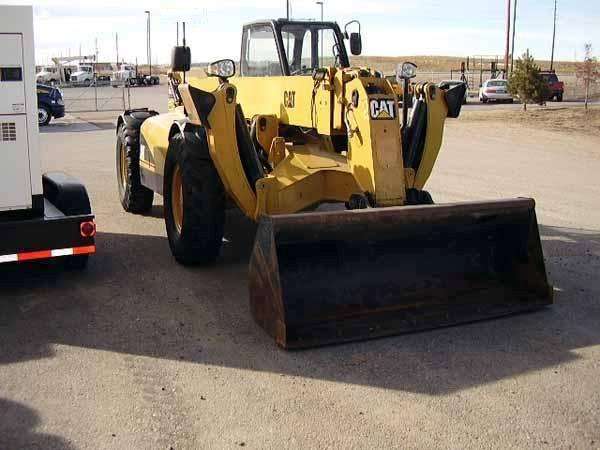 Telehandler Caterpillar TH560B