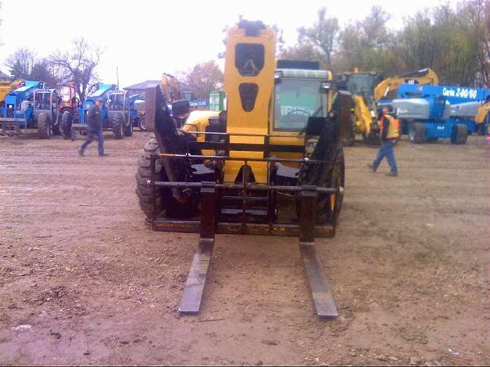 Montacargas Caterpillar TL1255  seminueva en venta Ref.: 1326130476250582 No. 2