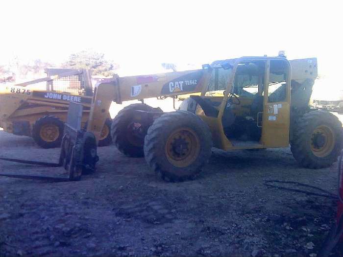 Telehandler Caterpillar TL642