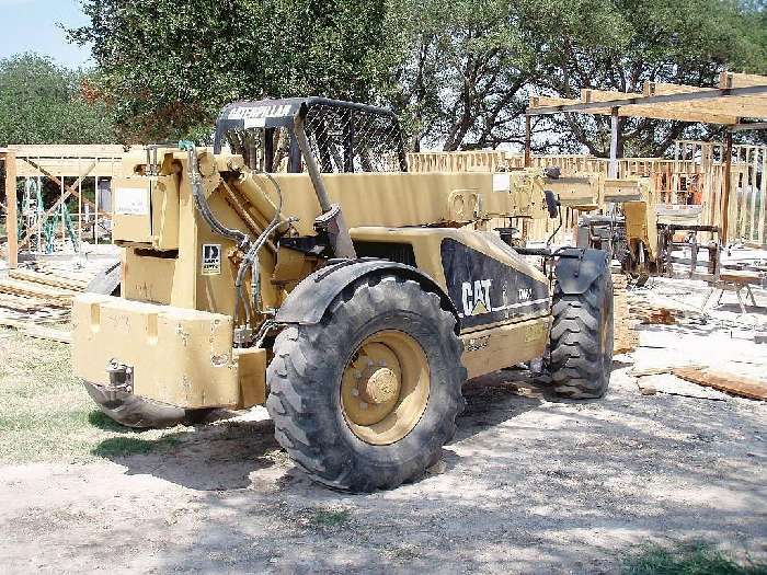 Montacargas Caterpillar TH83  usada a la venta Ref.: 1326327599625383 No. 2