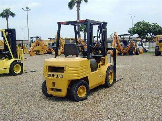 Montacargas Caterpillar DP30  de segunda mano en venta Ref.: 1330012353068202 No. 2