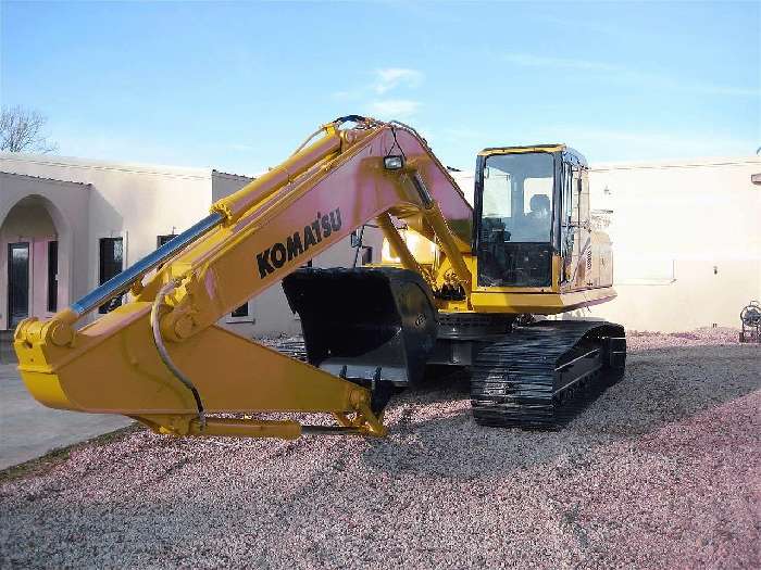 Excavadoras Hidraulicas Komatsu PC200  de segunda mano en venta Ref.: 1330029954423622 No. 3