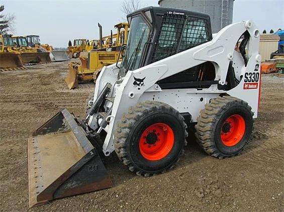 Minicargadores Bobcat S330  seminueva Ref.: 1330727834409954 No. 2