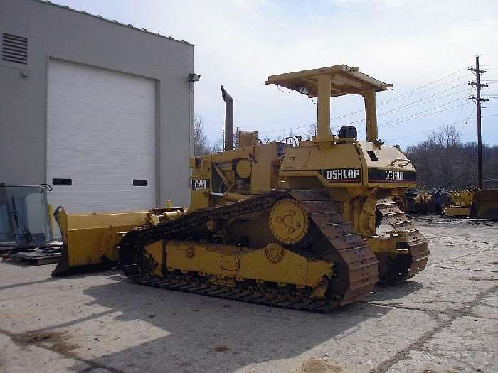 Tractores Sobre Orugas Caterpillar D5H  en venta Ref.: 1331937705819797 No. 4